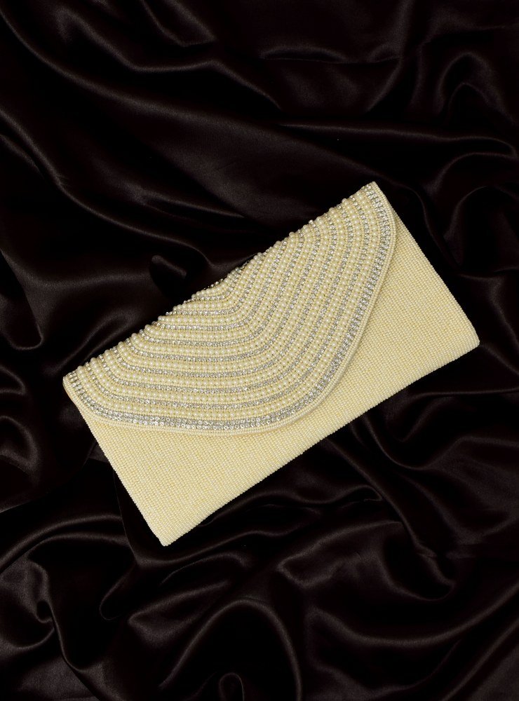 Embroidery Clutch Vanilla Color