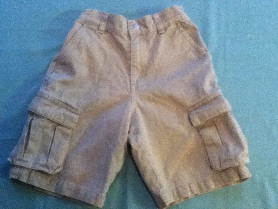 Izod shorts uniform Size 7 boys cargo khaki