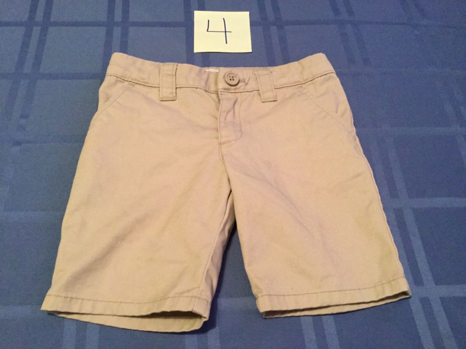 GirlsSize 4Cherokee shorts/uniformkhakiflat front
