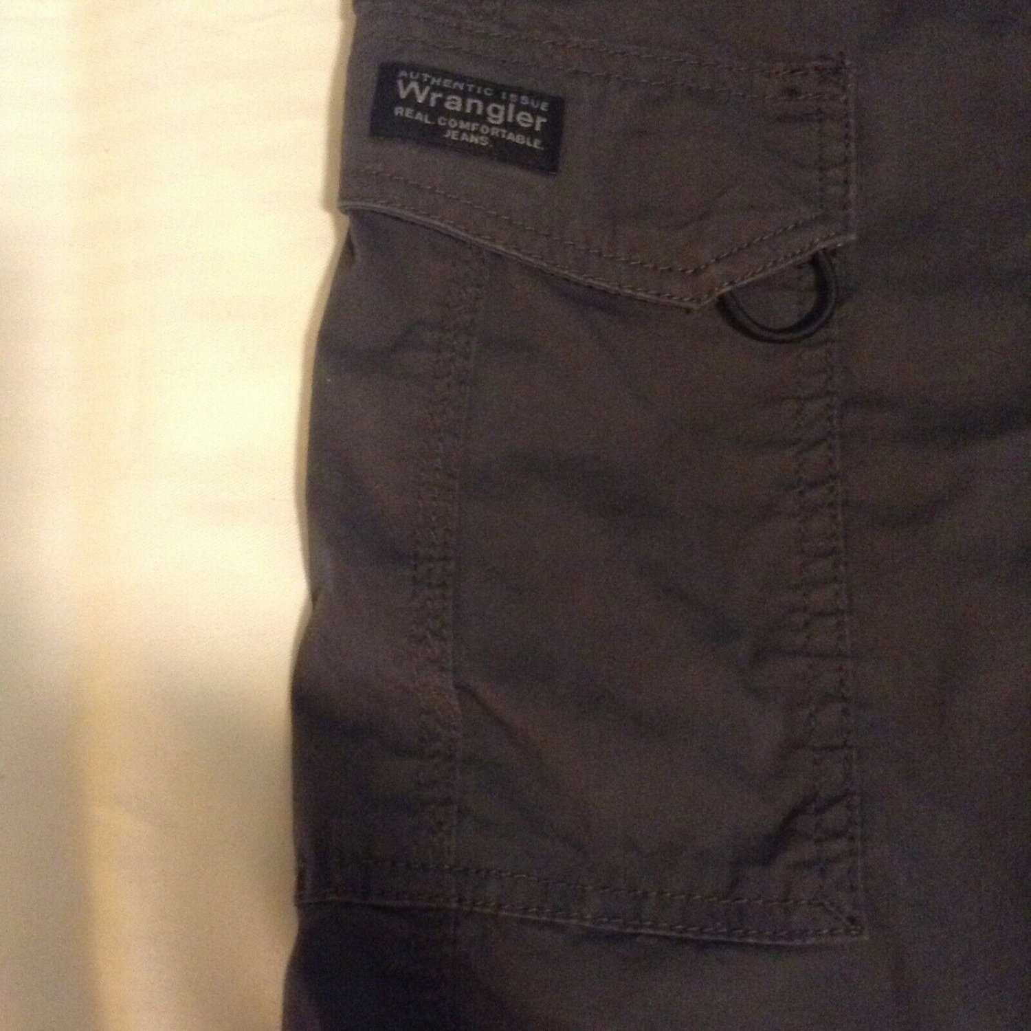 Fathers Day Wrangler Authentic Issue shorts cargo Size 46 gray inseam ...