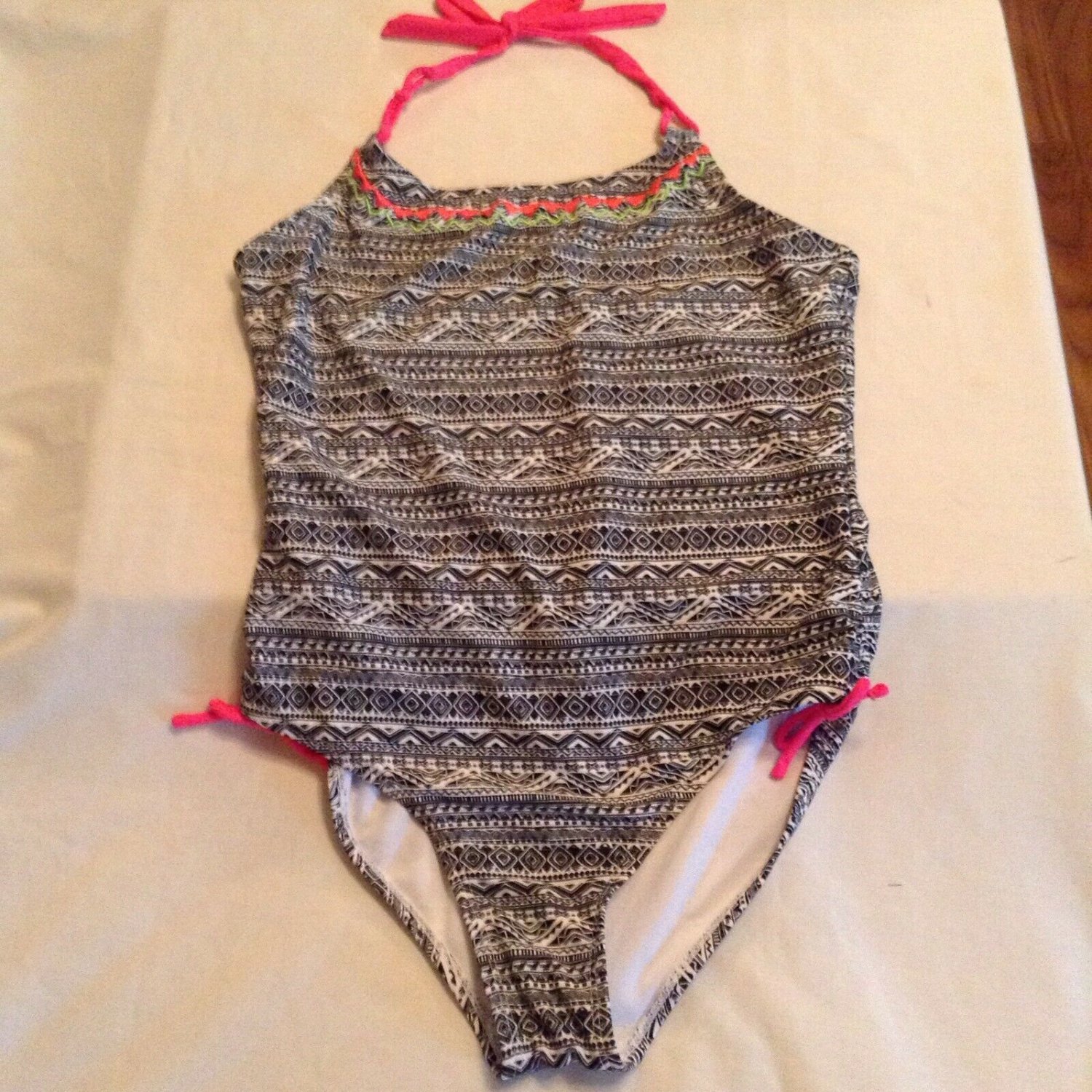 Breaking Waves swimwear Size 16  1 piece black white striped girls New