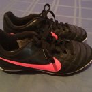 Nike cleats Size 2.5Y soccer softball baseball pink black sports shoes Girls