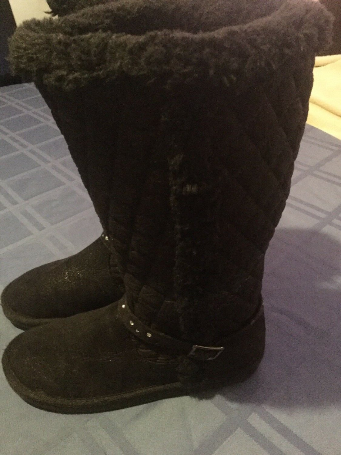 Girls Size 5 Justice boots black metallic faux fur lining sequin belt