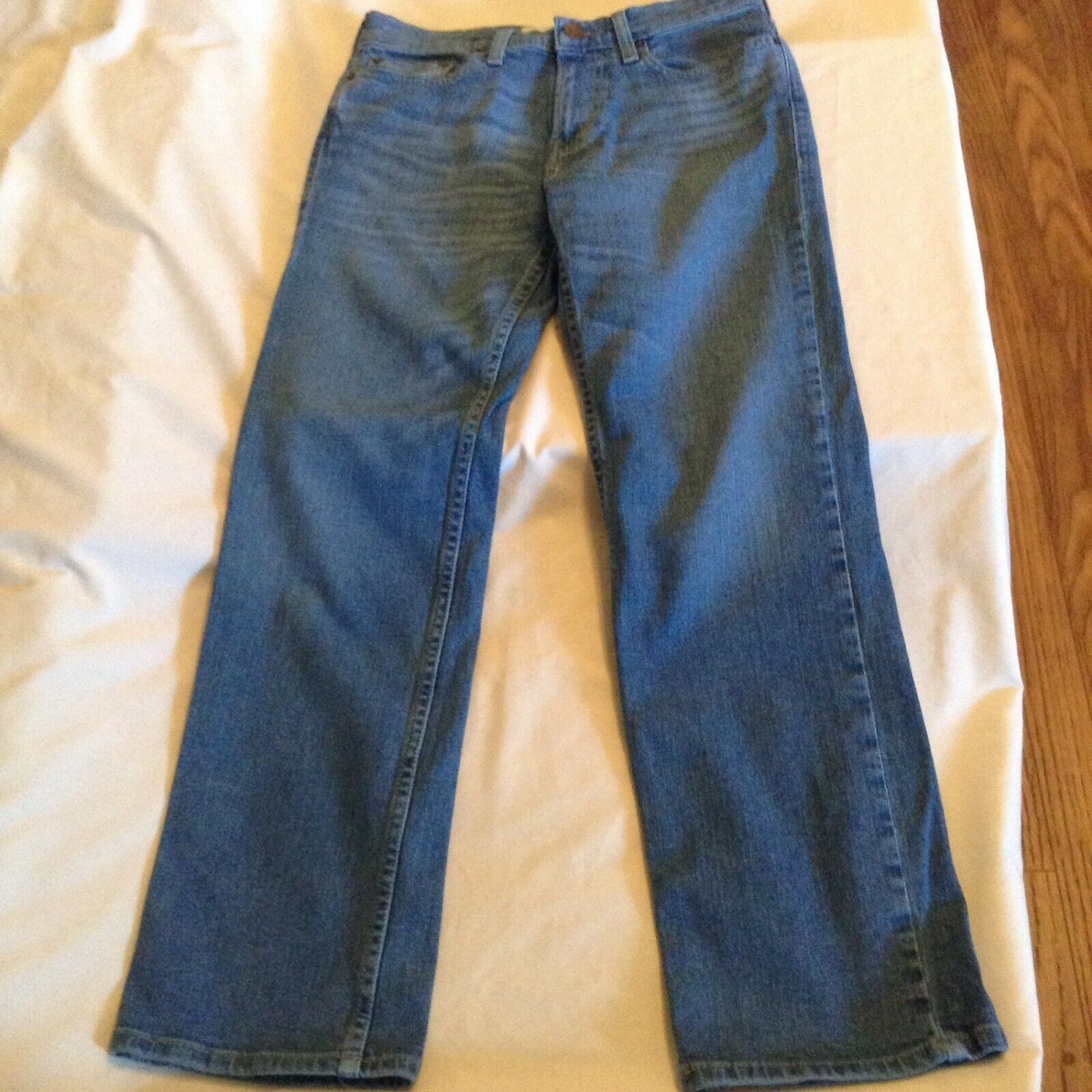 Size 26 Hollister jeans classic straight blue inseam 28 boys new western