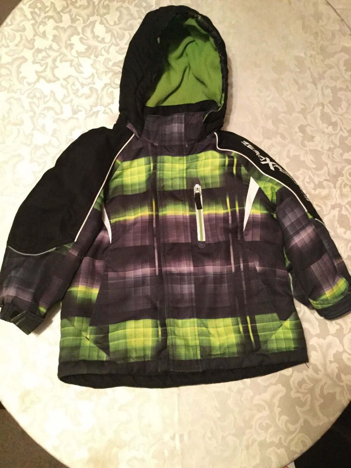 Size 4  Zero Xposur coat winter jacket All Weather black green hoodie boys