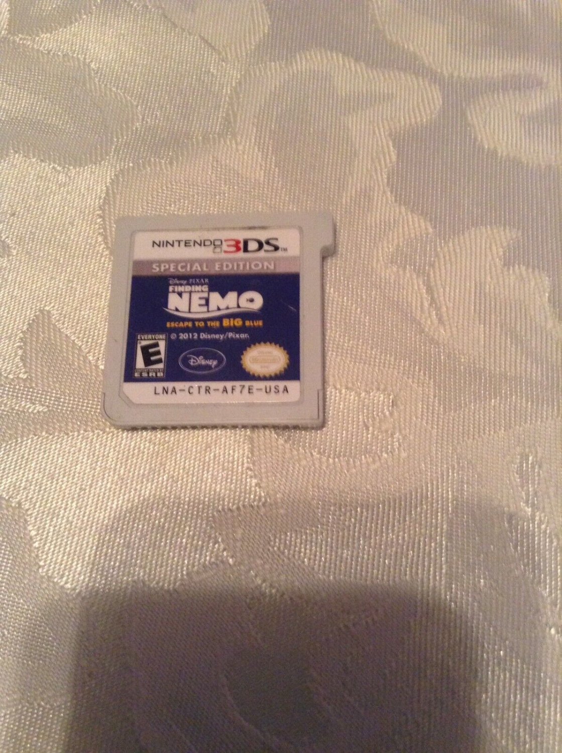 Finding Nemo: Escape to the Big Blue Nintendo 3DS Special Edition game only