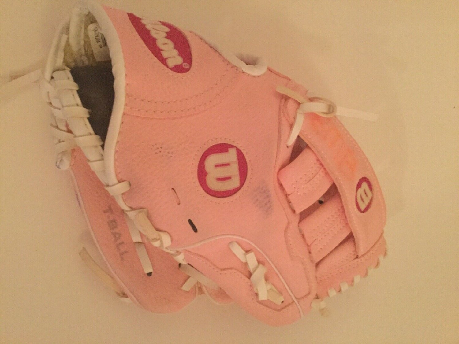 WiIson glove Tee ball softball baseball pink 10 inch A150 fits left hand