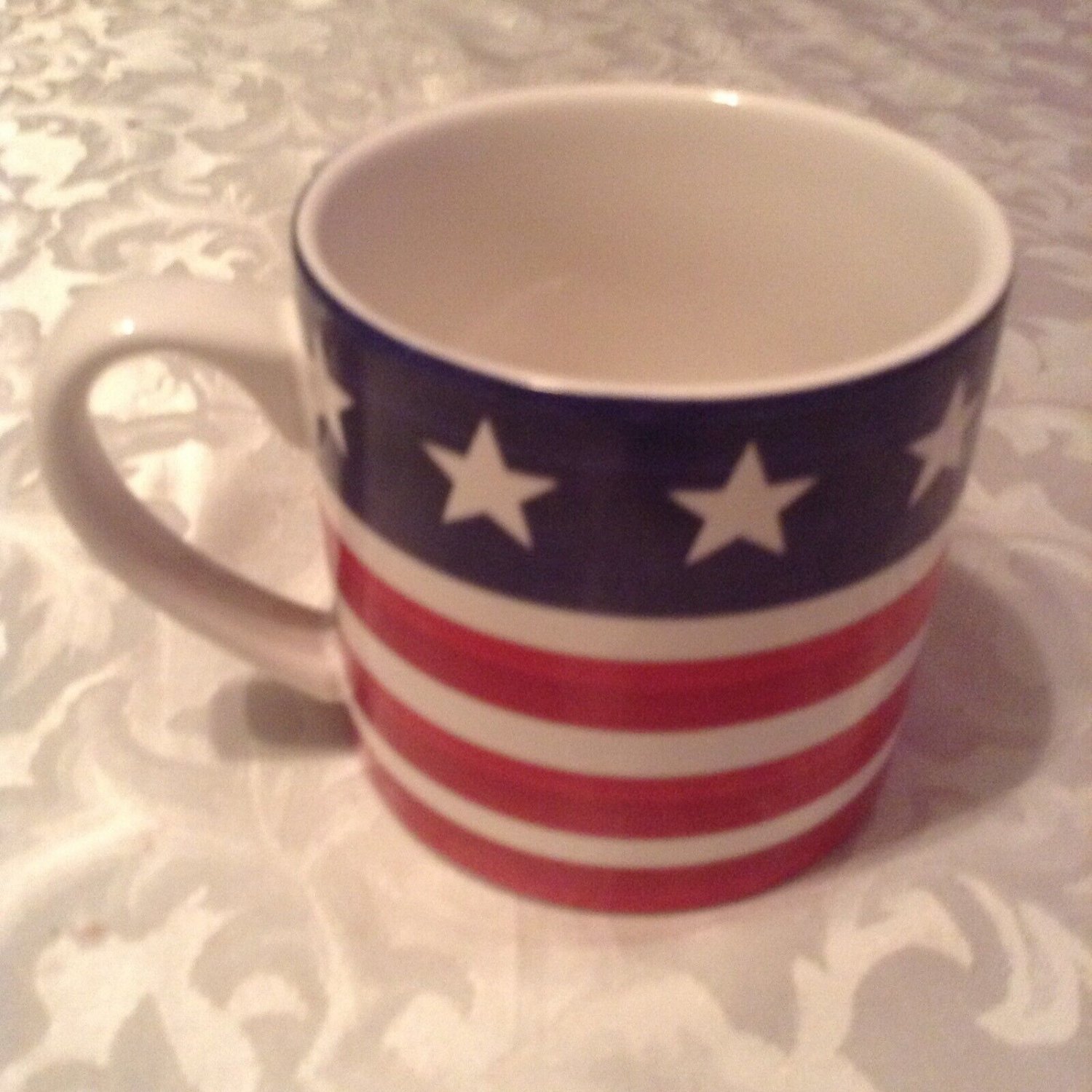 Sur La Table USA cup flag patriotic mug American 13oz stars stripes