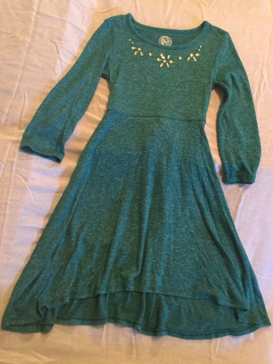 Easter So dress Size 7 8  green sequin holiday long sleeve pull on