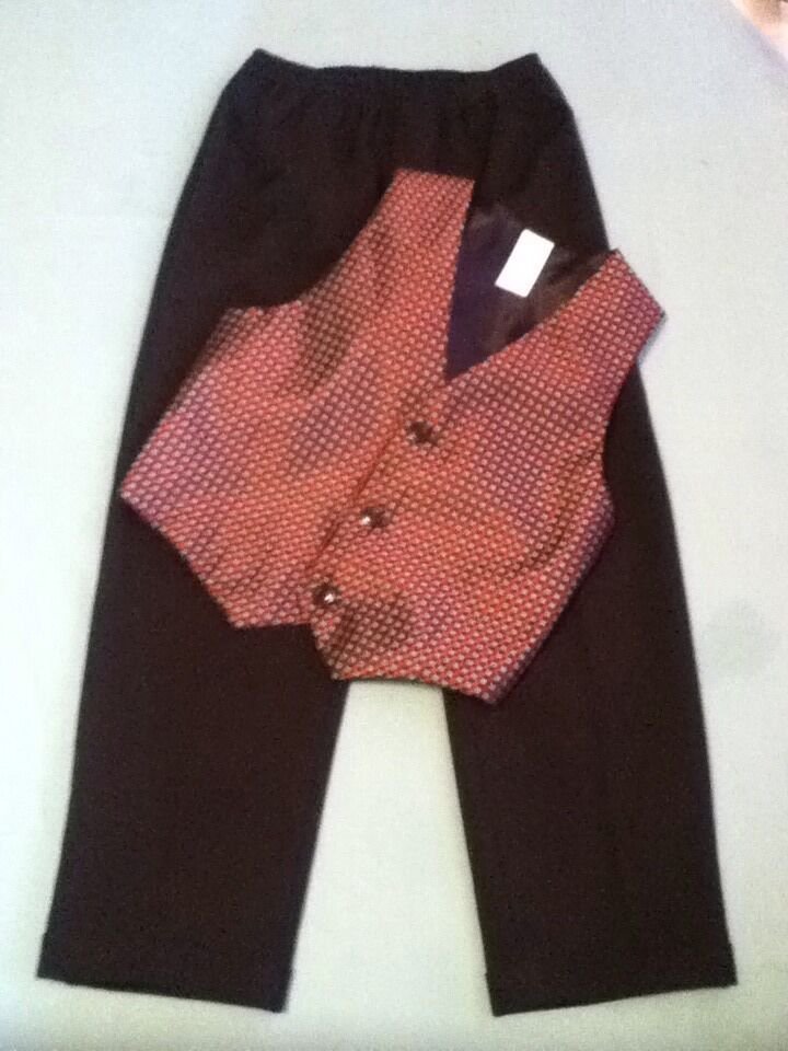 Mothers Day Size 7 red plaid vest  black suit pants 2 piece set formal dress
