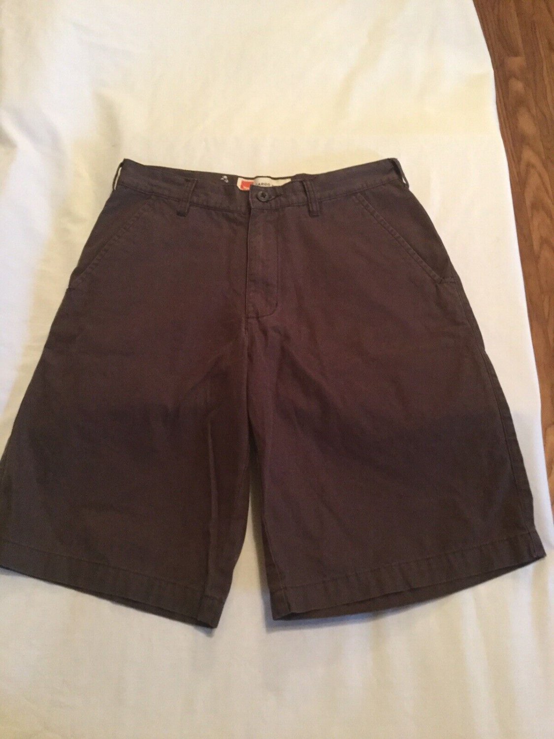 Size 30 Mossimo cargo shorts flat front brown inseam 11 inch mens