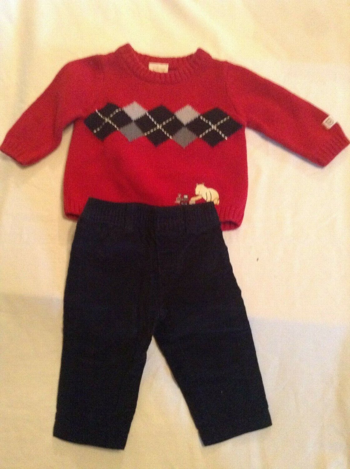 Mothers Day Size 6 mo Disney sweater red Carters corduroy pants 2 piece set