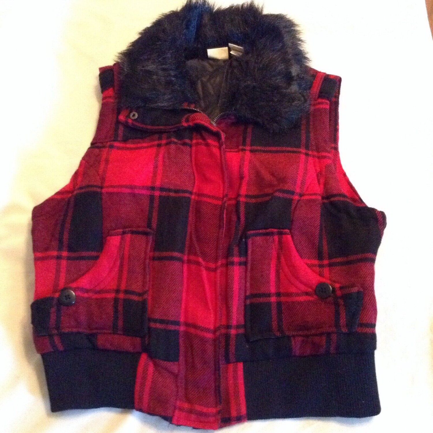 Size XL Mudd vest jacket plaid zipper sleeveless faux fur collar red girls