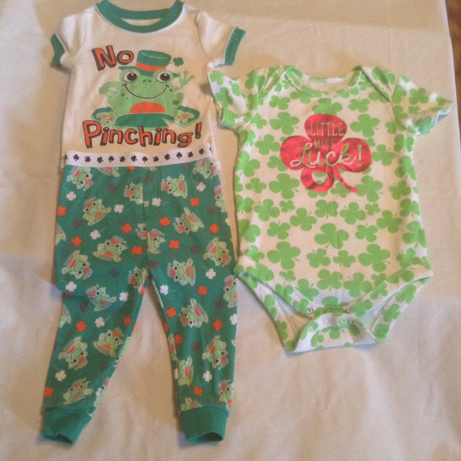 St Patricks Day Size 6 9 mo sleepwear pajamas frogs play set green 3 pc lot