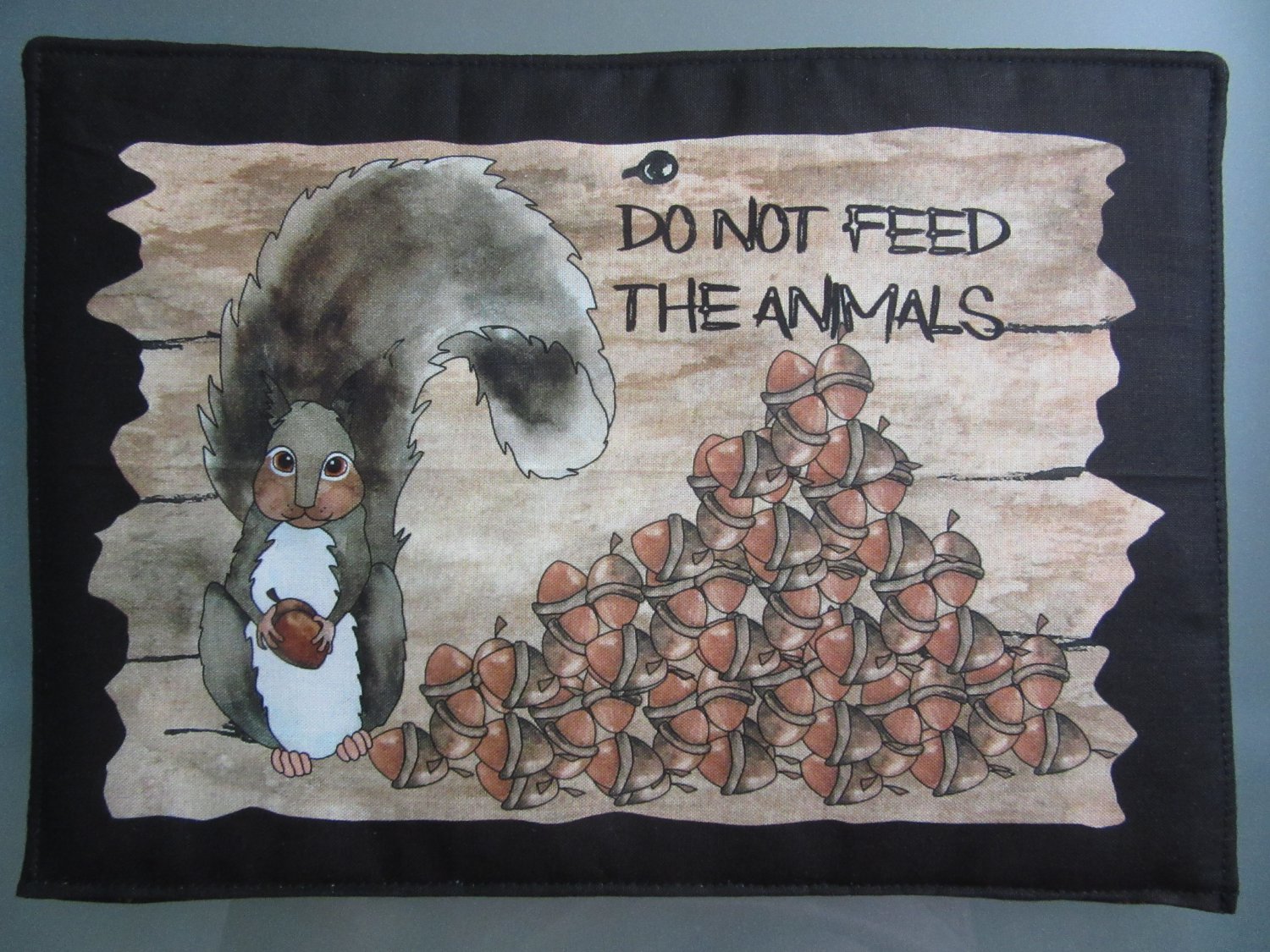 Large Pot Holder Woodsy Camping Do Not Feed the Animals Squirrel