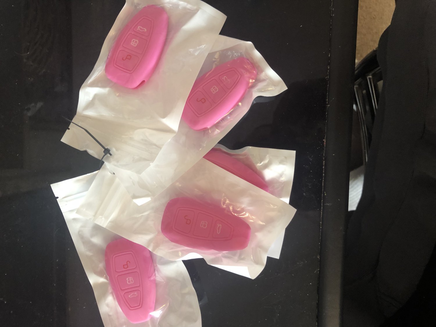 Fiesta mk7/7.5 silicone keyfob cover Pink