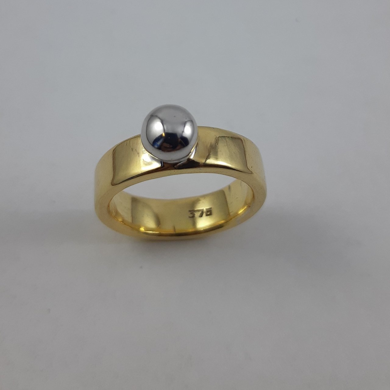 9k Solid Yellow White Gold Alternative Handmade Sculptured Designer Wedding Fashion Ring Band 2018