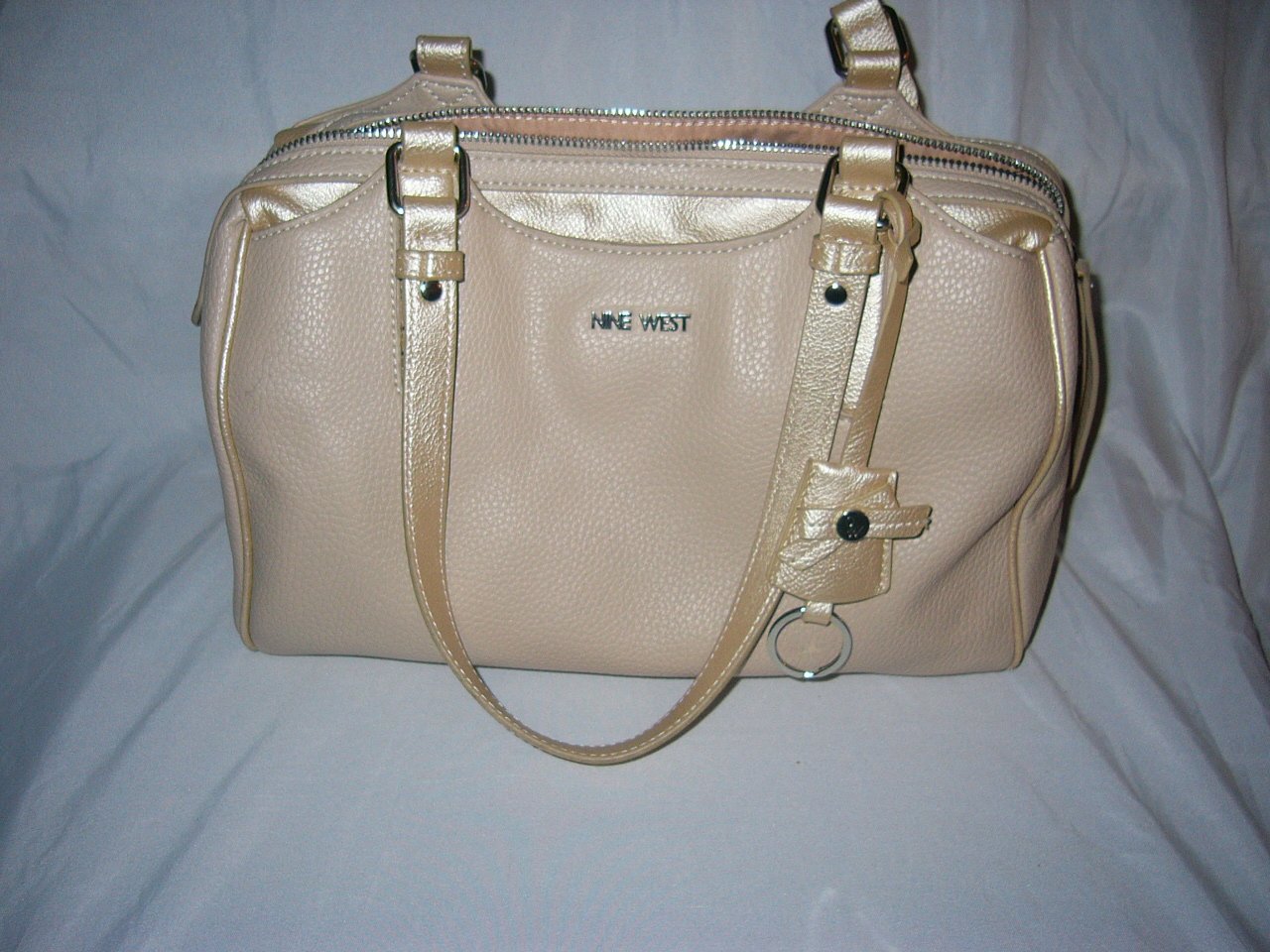 nine west zipster satchel handbag