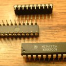 Lot of 14: Motorola MC74F273N