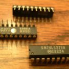 Lot of 33: Motorola SN74LS273N