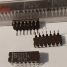 Lots of 25: Signetics SE567F