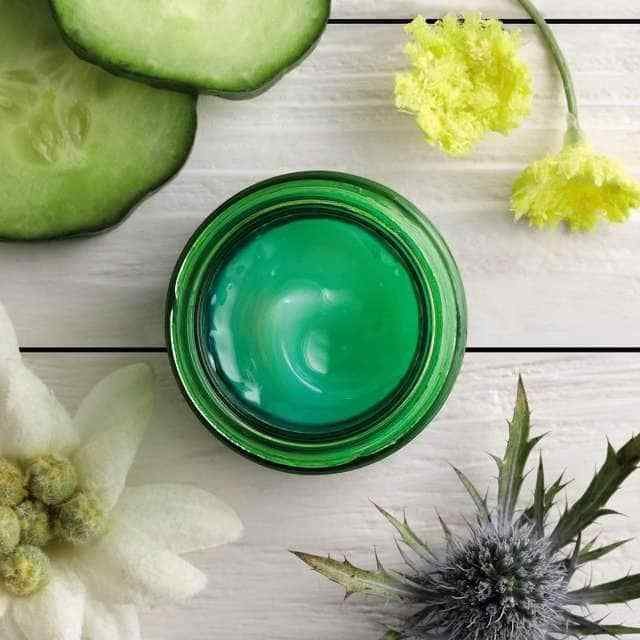 The Body Shop Drops of Youth 0.6 Ounces Youth Bouncy Eye Mask