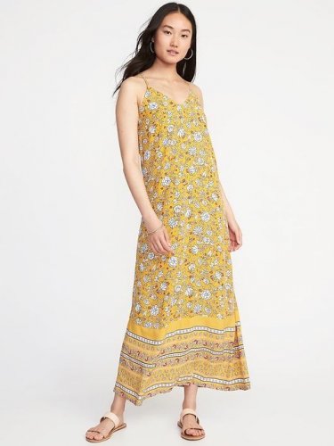 Old Navy Yellow Floral Spaghetti Straps V-Neck Maxi Dress Size - Extra Large