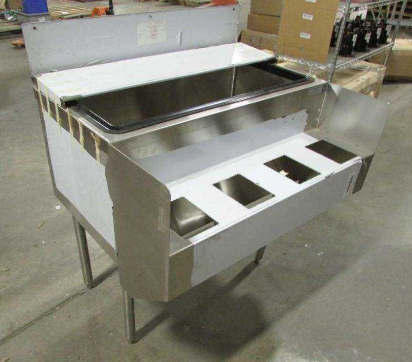 Mahoneys Fabrication Commercial Stainless Steel Ice Box w/ 4 Front