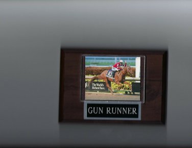 GUN RUNNER PLAQUE HORSE RACING TURF