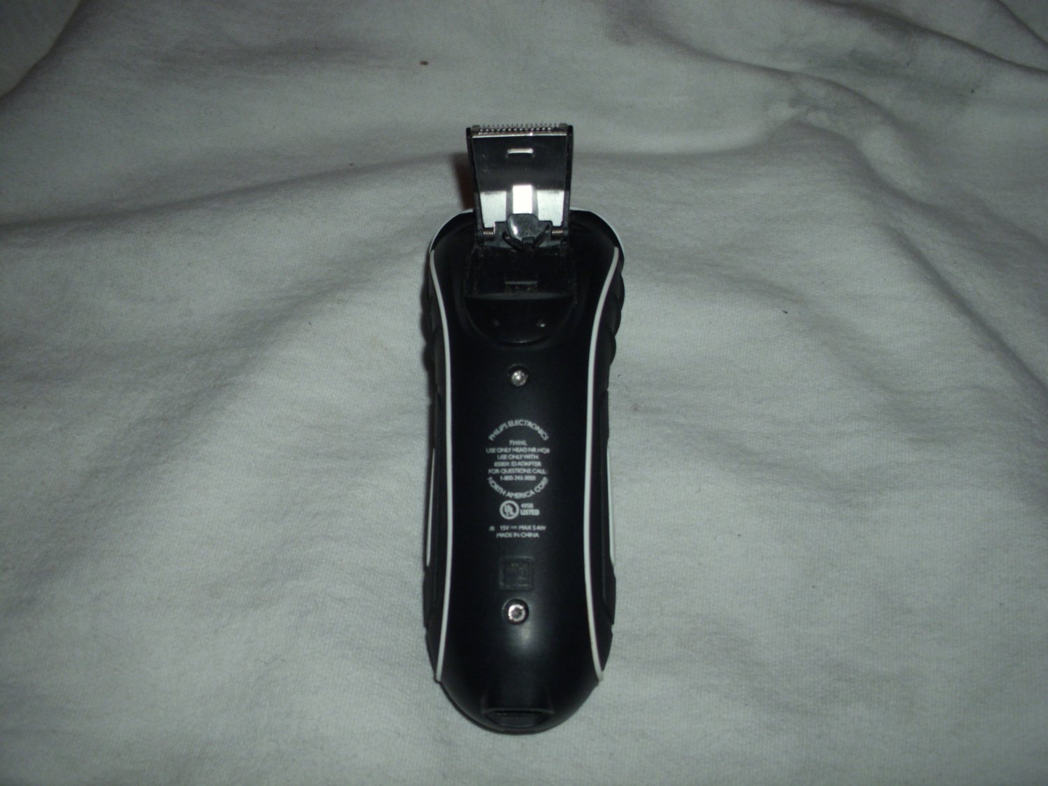 Philips Norelco Electric Shaver 7310XL