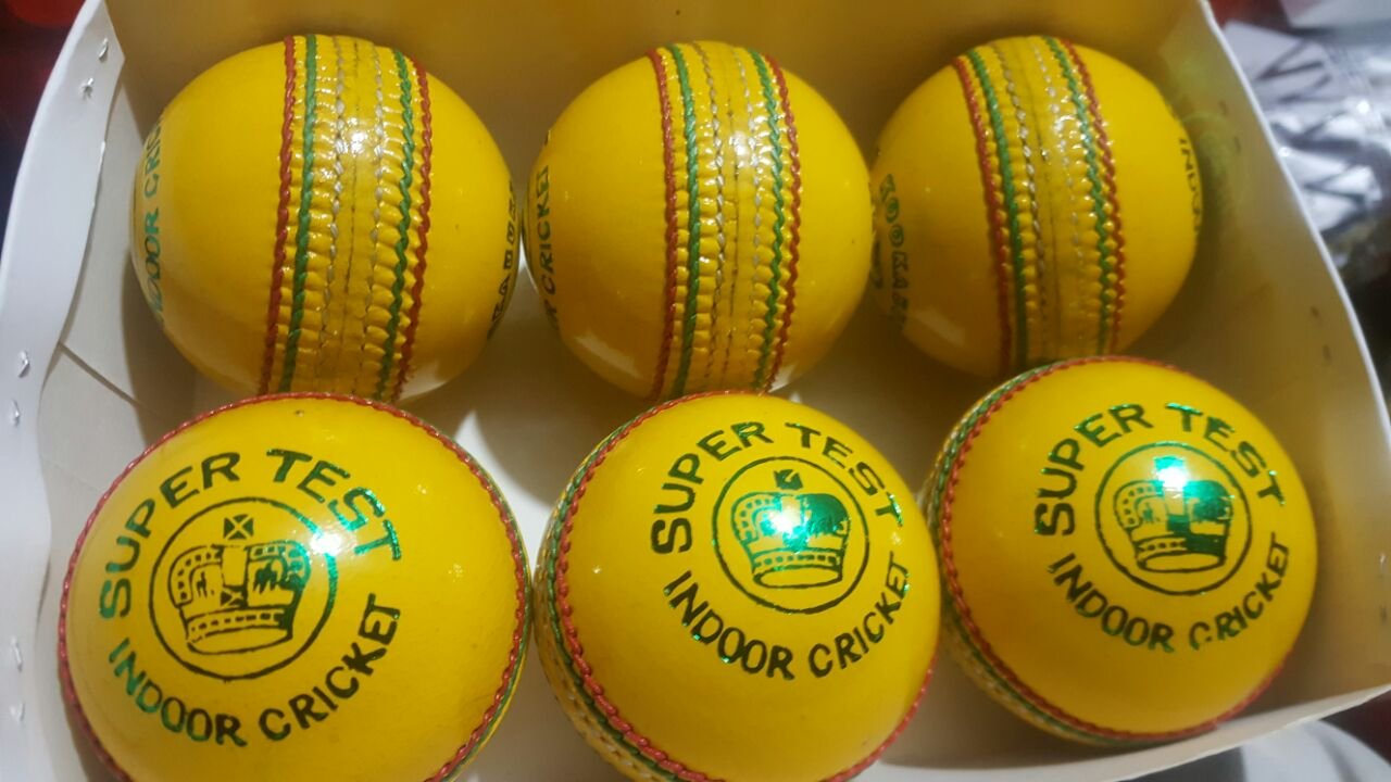 Hand Stitched Leather Cricket Balls Match Training 5.5 oz  Ball Pack Of 6