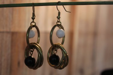 Multiple Rings of Gold with White Bead Black Bead Vintage Goldtone Dangle Earrings