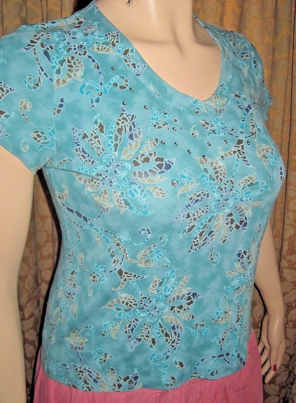 First Issue A Liz Claiborne Company Petite XL Turquoise & Gold Sequined Top