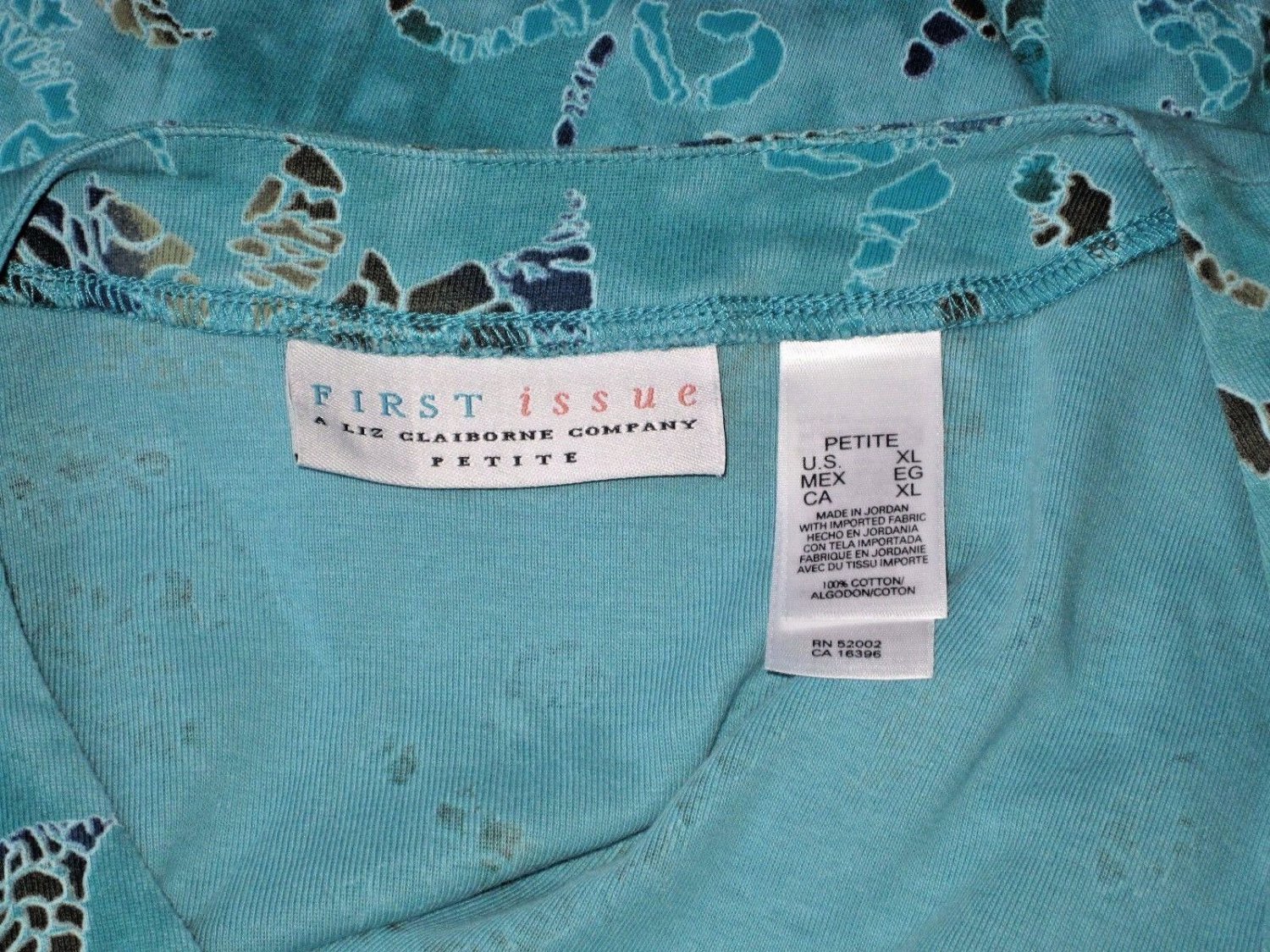 First Issue A Liz Claiborne Company Petite XL Turquoise & Gold Sequined Top