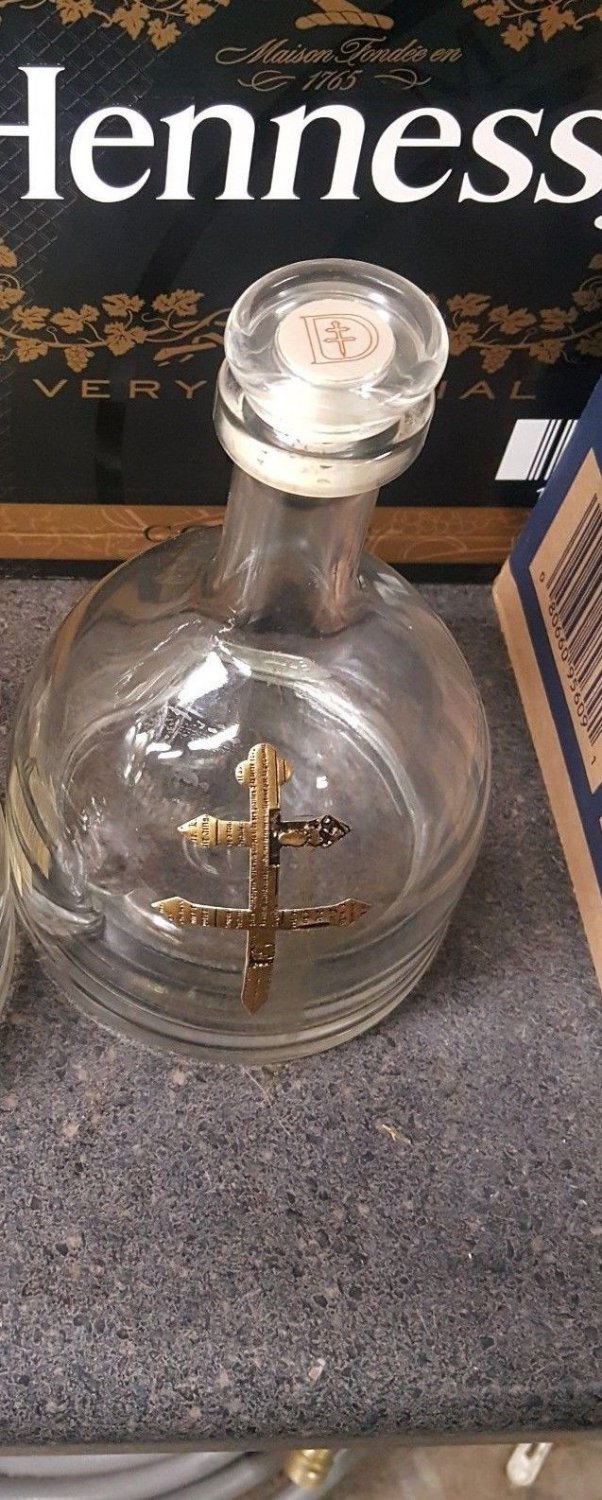 &Acirc;&nbsp;D&acirc;��USSE Cognac VSOP 750ml Empty Glass Bottles Glass Corks&Acirc;&nbsp; DUSSE