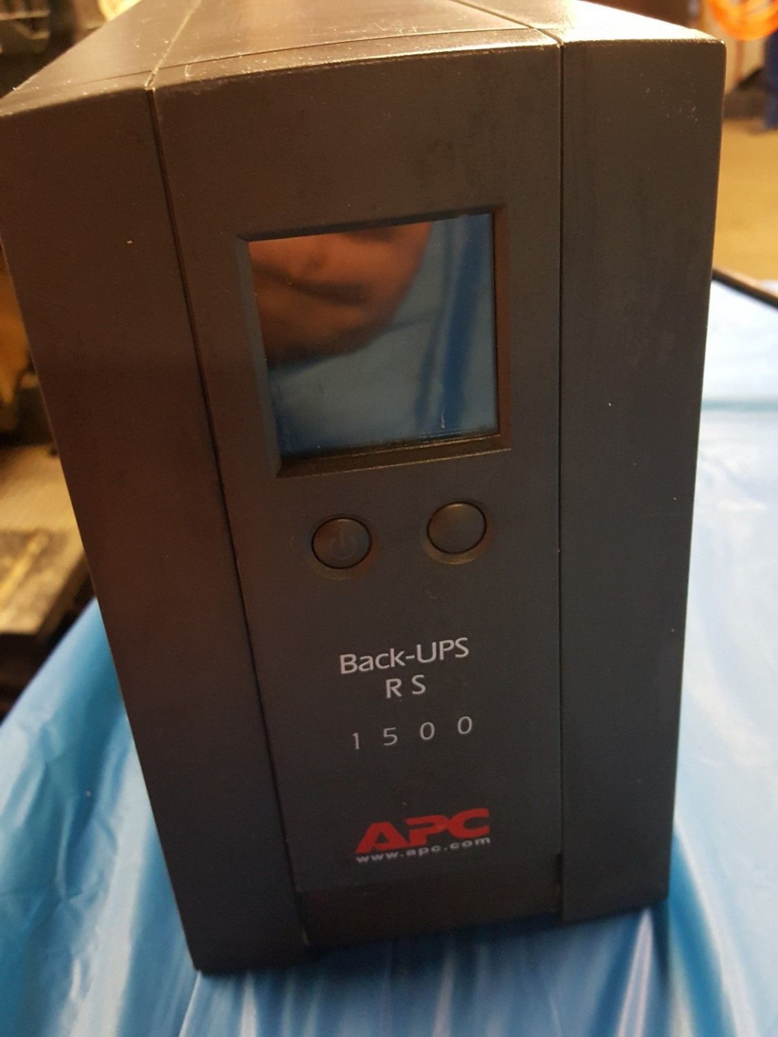 APC Back UPS RS 1500VA LCD 120V BR1500LCD