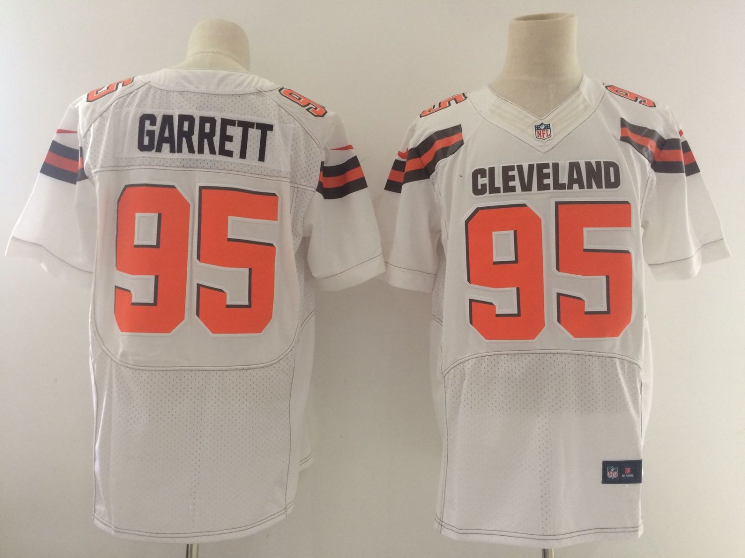 Men's Cleveland Browns 95# Myles Garrett Elite White Stitched Jersey