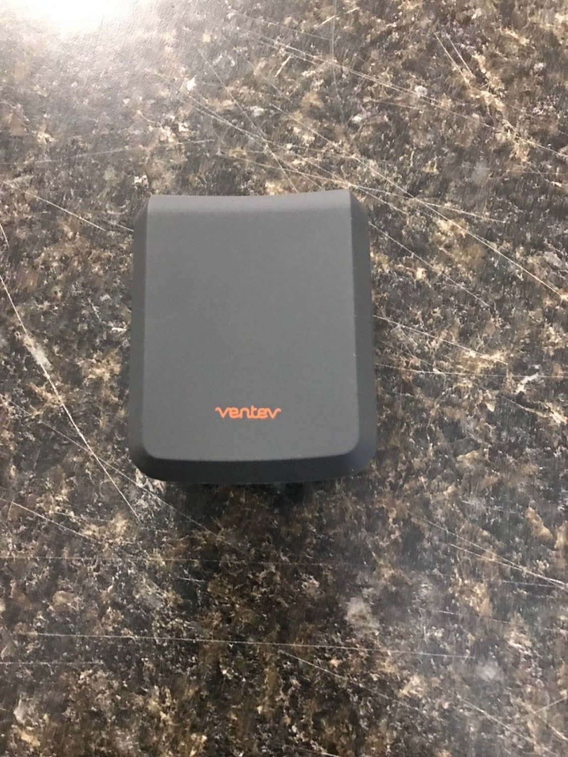 Ventev Wallport Dual USB Rapid Charger Adapter r2200 4.2A