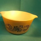 VINTAGE PYREX-1QT/1 LT-HOMESTEAD BLUE-TAN BACKGROUND W BLUE FLOWERS-MICRO OVEN
