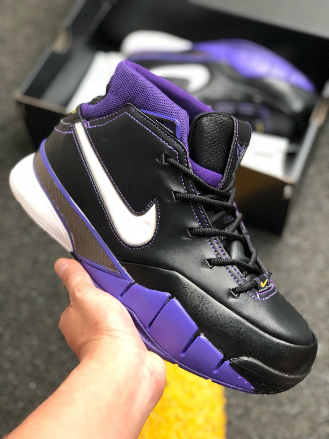 kobe protro purple reign