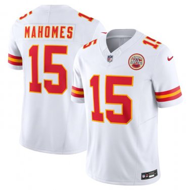 Kansas City Chiefs #15 Patrick Mahomes Red Super Bowl LVII Patch Vapor  Untouchable Limited Stitched Jersey