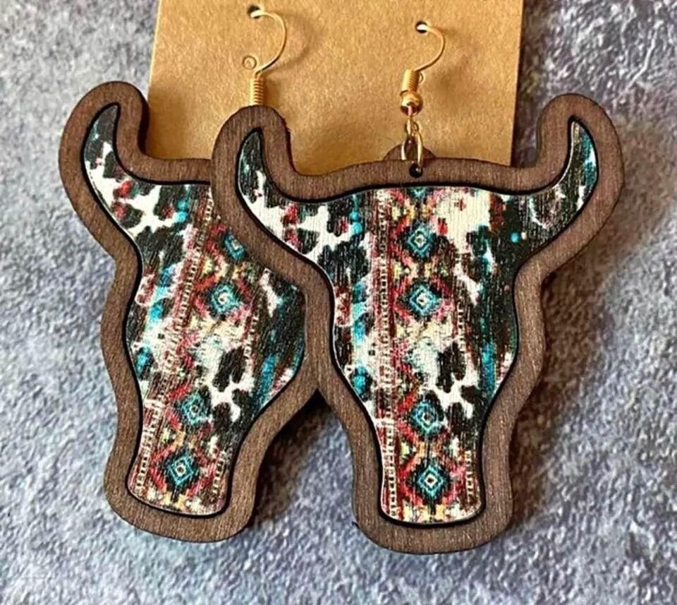 Beautiful Western Style Wooden Cow Head Drop Earrings