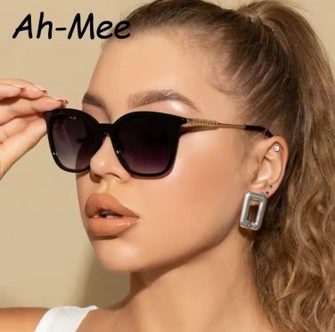 Classic Square Sunglasses Women Men Vintage Brand Sun Glasses Alloy Frame Retro