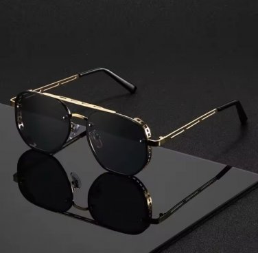 Luxury Square Aviator Sunglasses for Men & Women Lightweight Metal Frame UV400
