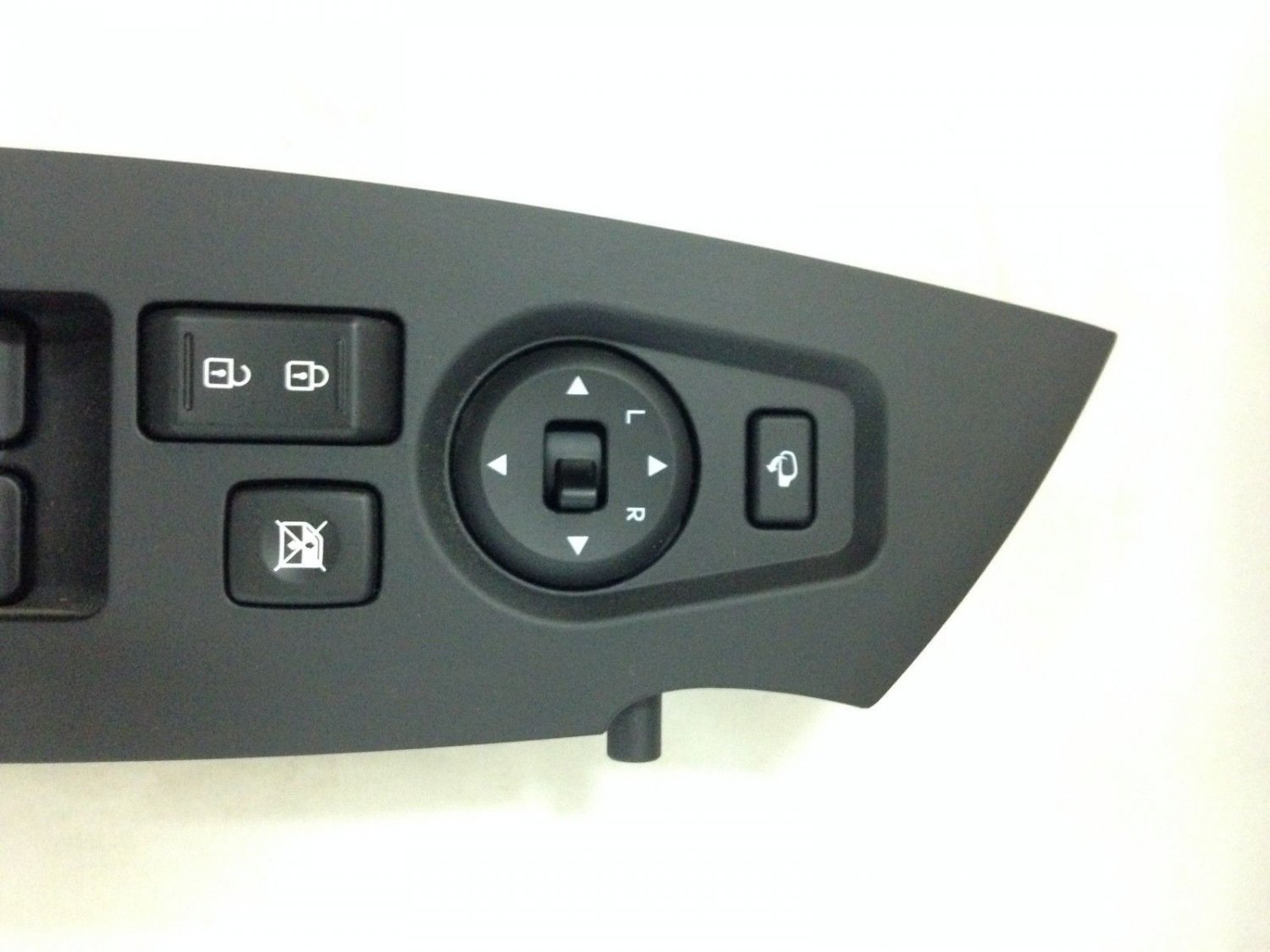 OEM driver power window door lock mirror switch for Sorento 1415. Left
