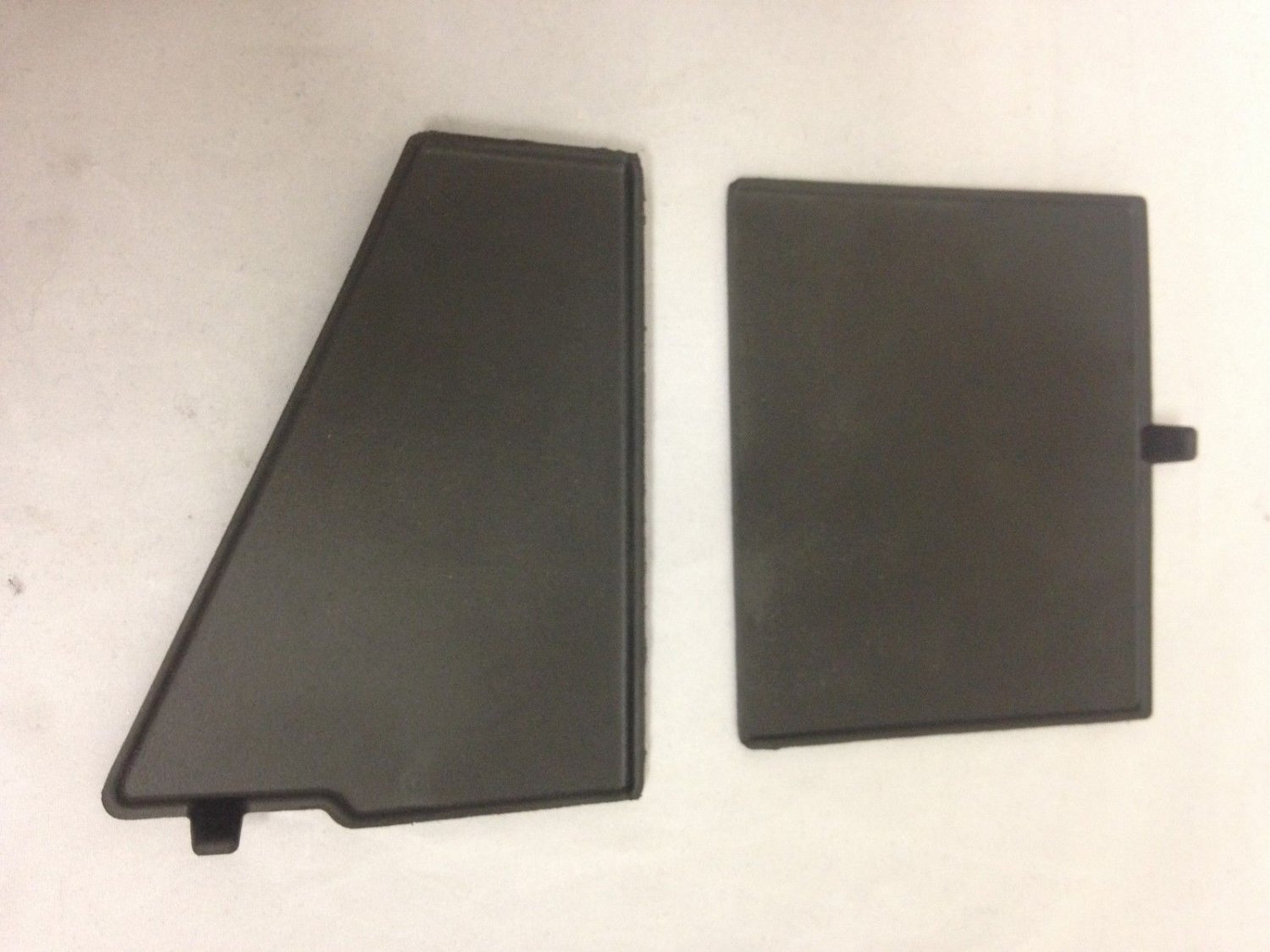 CTS 2014-17 rubber inserts for console storage bin assembly. OEM
