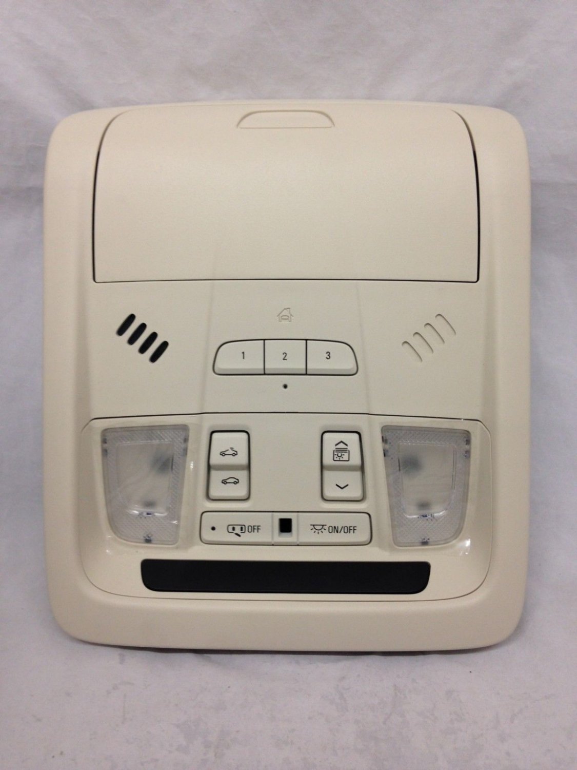 XT5 overhead console. HomeLink Garage Door Opener, Sunroof, Storage. Wheat