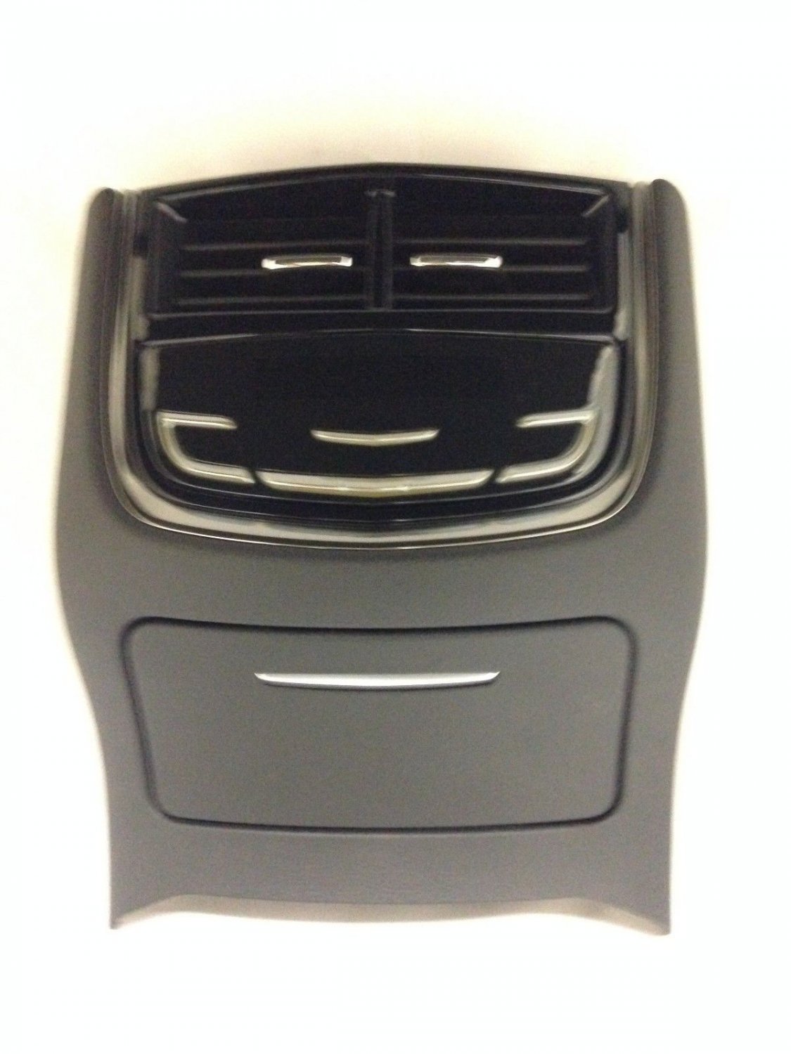 CTS 2014-2019 jet black end cap w/ rear controls. For tail of center console