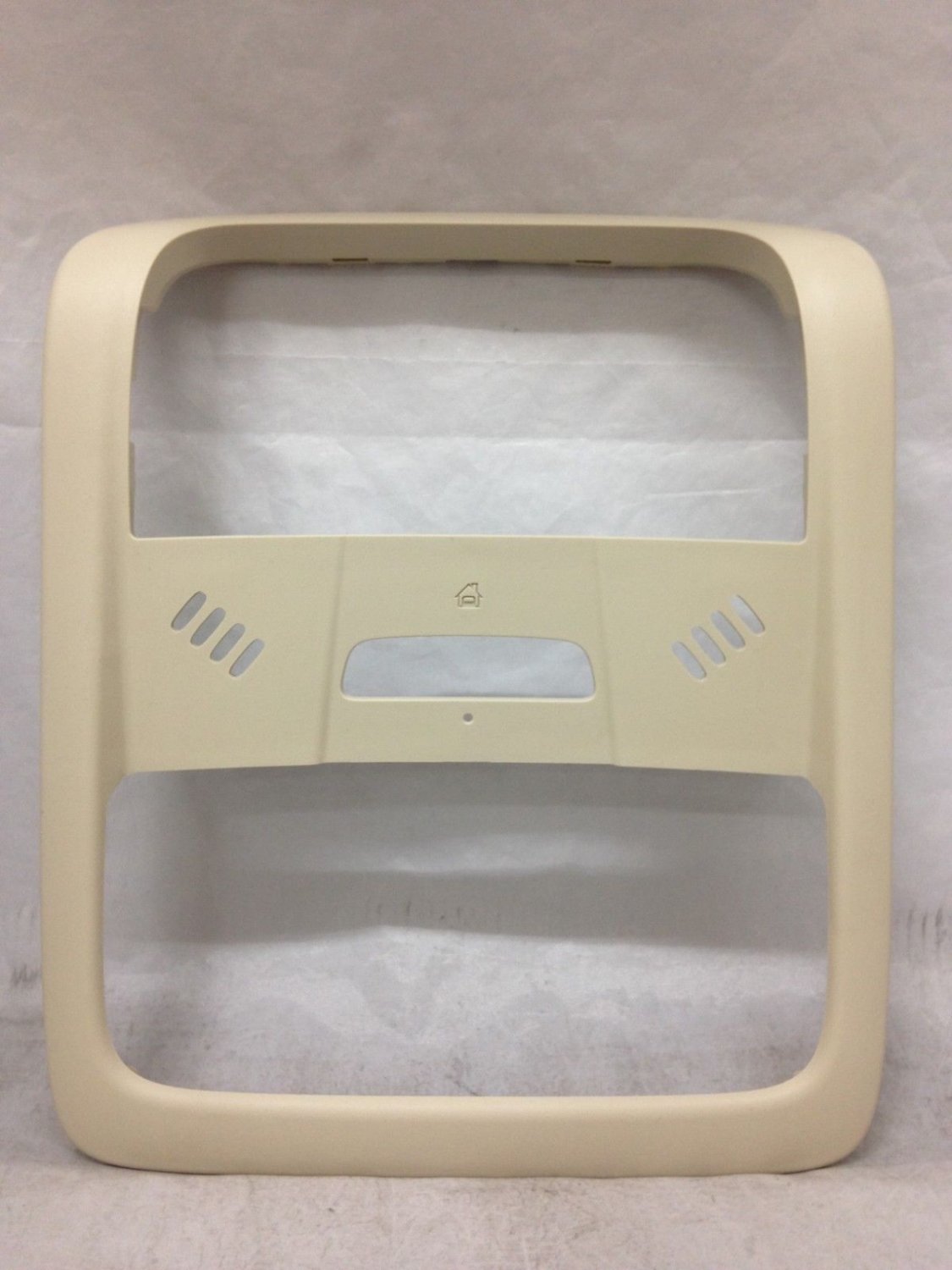 XT5 overhead console trim surround with Homelink cut-out. Lt Wheat