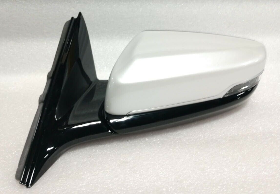 2016+ CT6 LH power door mirror painted white. Driver side +BSM +Camera +Light